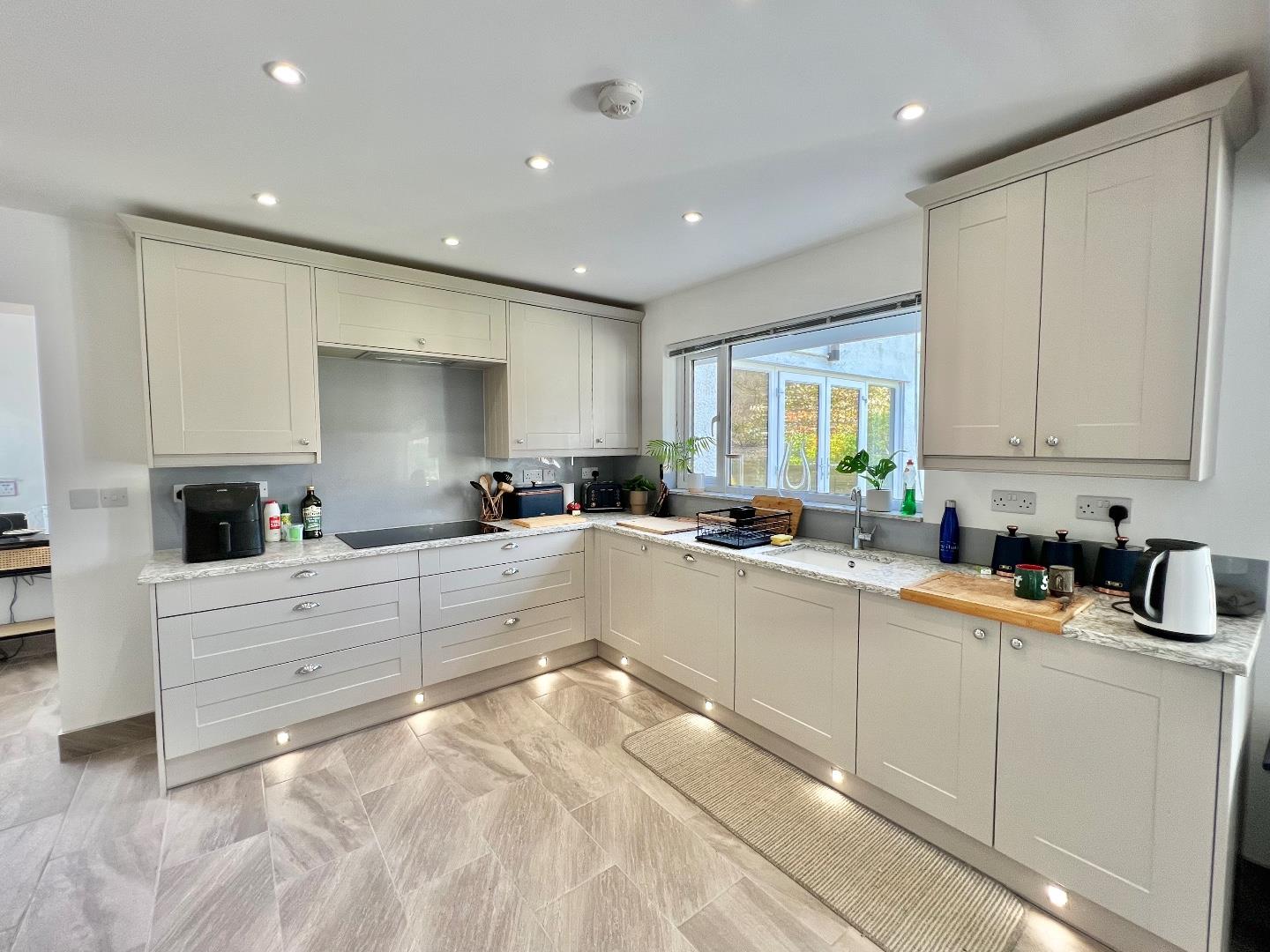 Danycoed, Blackmill, Bridgend County Borough, CF35 6ES